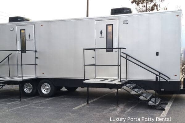 Luxury Porta Potty Rental rental in Wyoming near me